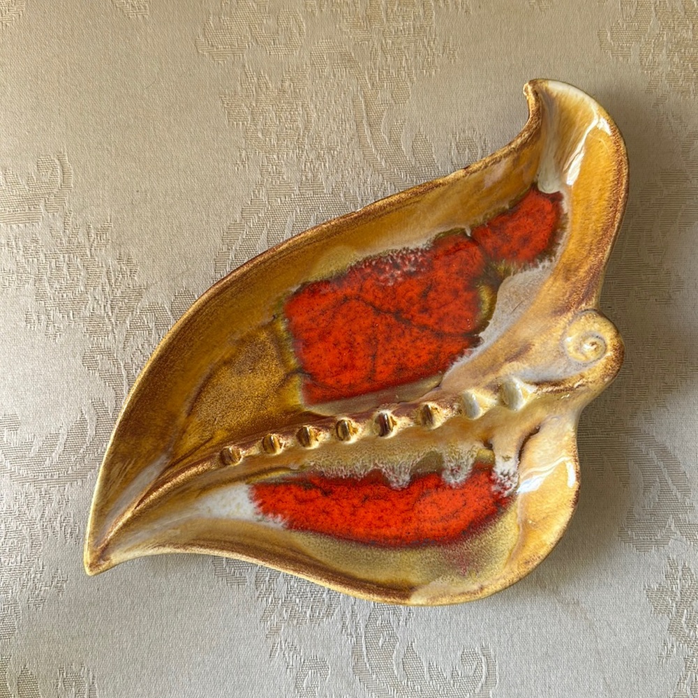 MCM glazed ceramic ashtray, trinket dish from California Pottery, atomic style